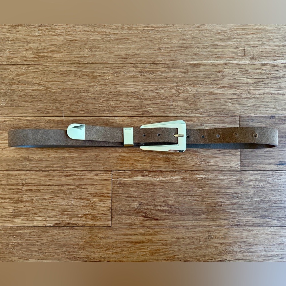 Nordstrom brown belt with gold hardware (Size: Medium)